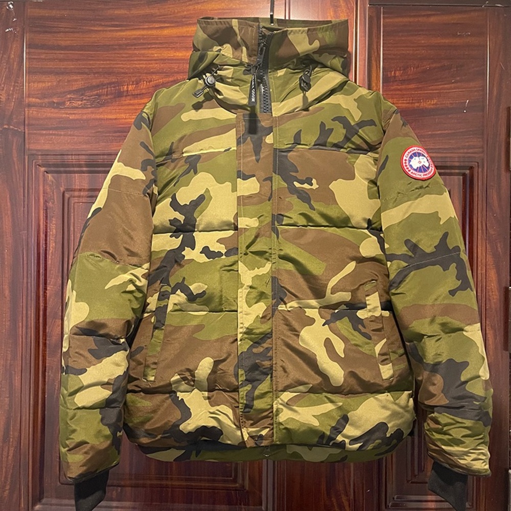 Canada Goose Camouflage Puffer Jacket